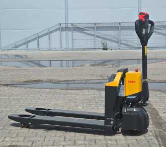 Použité vysokozdvižné vozíky TCM PWL 15 E-Q2 BRAND NEW WEITERE NIEDERHUBWAGENDEICHSEL (13055878)