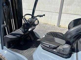 Použité vysokozdvižné vozíky TOYOTA 02-8FDF25 DIESEL VIERRADFRONTSTAPLER (13071916)