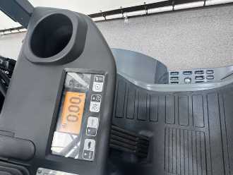 Použité vysokozdvižné vozíky TOYOTA 52-8 FDF 25 DIESEL VIERRADFRONTSTAPLER (13071647)