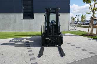 Použité vysokozdvižné vozíky TOYOTA 52-8FDJF35 DIESEL VIERRADFRONTSTAPLER (12769719)