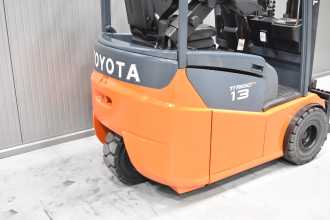 Použité vysokozdvižné vozíky TOYOTA 7FBEST13 /58012/ ELEKTRO DREIRADFRONTSTAPLER (13054726)