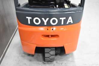 Použité vysokozdvižné vozíky TOYOTA 7FBEST13 /58012/ ELEKTRO DREIRADFRONTSTAPLER (13054726)