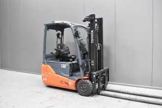Použité vysokozdvižné vozíky TOYOTA 8FBE16T /58009/ ELEKTRO DREIRADFRONTSTAPLER (13054724) backdrop