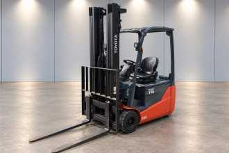 Použité vysokozdvižné vozíky TOYOTA 8FBE16T /58652/ ELEKTRO DREIRADFRONTSTAPLER (13067666) backdrop