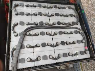 Použité vysokozdvižné vozíky TOYOTA 8FBE20T ELEKTRO DREIRADFRONTSTAPLER (13061347)