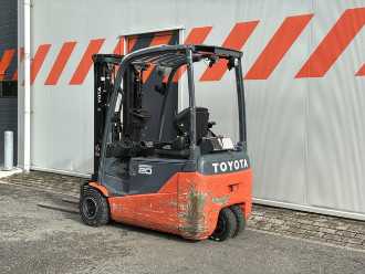 Použité vysokozdvižné vozíky TOYOTA 8FBE20T ELEKTRO DREIRADFRONTSTAPLER (13073800)