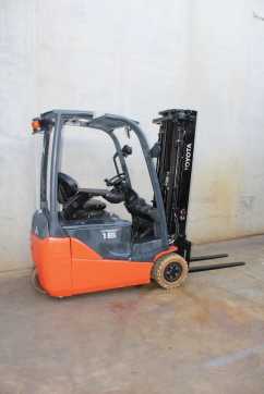 Použité vysokozdvižné vozíky TOYOTA 8FBEK16T ELEKTRO DREIRADFRONTSTAPLER (13065190)