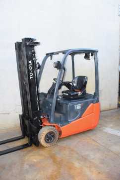 Použité vysokozdvižné vozíky TOYOTA 8FBEK16T ELEKTRO DREIRADFRONTSTAPLER (13065190)
