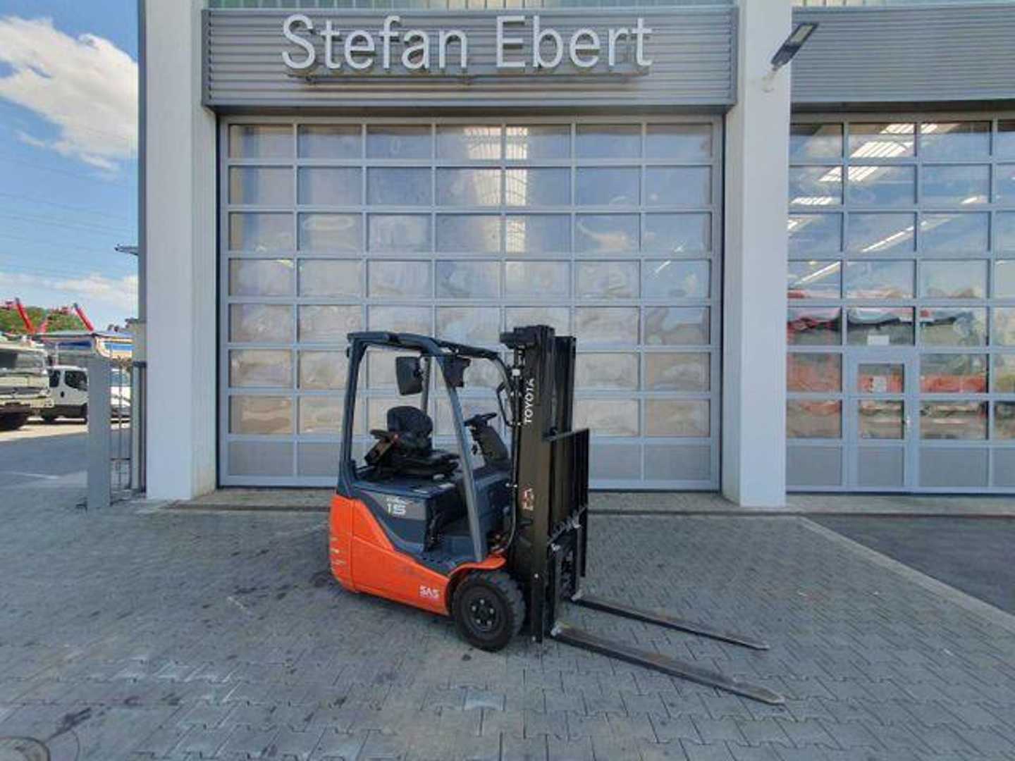 Použité vysokozdvižné vozíky TOYOTA 8FBET15 / Triplex: 4.30m / nur 1.842h! / SS ELEKTRO VIERRADFRONTSTAPLER (13024739)