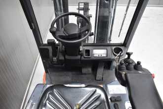 Použité vysokozdvižné vozíky TOYOTA 8FBMT18 /59088/ ELEKTRO VIERRADFRONTSTAPLER (13072855)