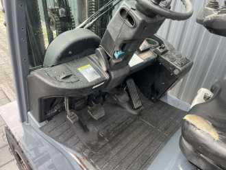 Použité vysokozdvižné vozíky TOYOTA 8FGF20 GAS VIERRADFRONTSTAPLER (13065960)