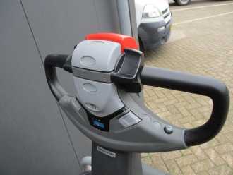 Použité vysokozdvižné vozíky TOYOTA LPE200 ELEKTRO NIEDERHUBWAGENFAHRERSTAND (13034696)