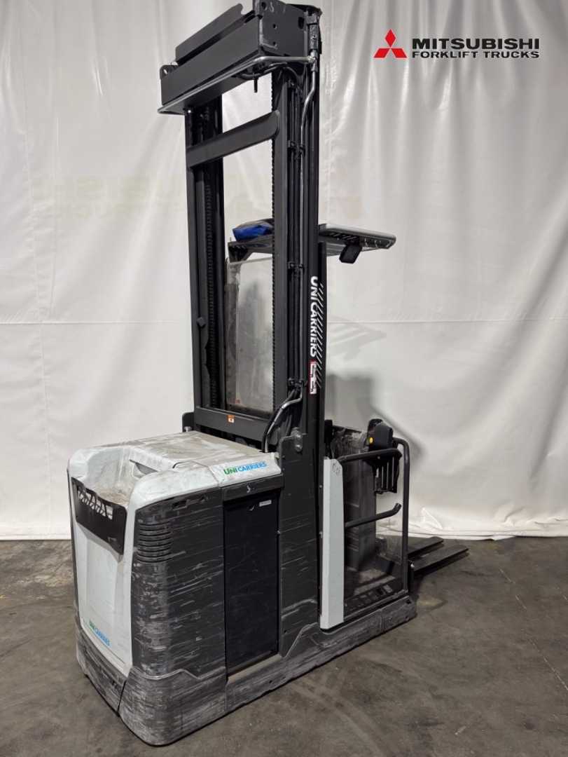 Použité vysokozdvižné vozíky UNICARRIERS 100TVI540EPM - 1.592 Std. - HH 5.400 mm ELEKTRO HOCHHUBKOMMISSIONIERER (12922736)