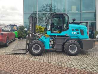 Použité vysokozdvižné vozíky WEITERE F30 DIESEL GELAENDESTAPLER (13025208)