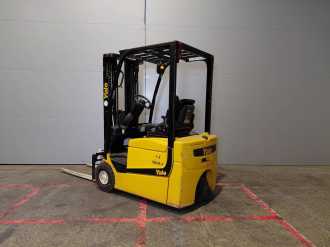 Použité vysokozdvižné vozíky YALE ERP15VC ELEKTRO DREIRADFRONTSTAPLER (13065346)