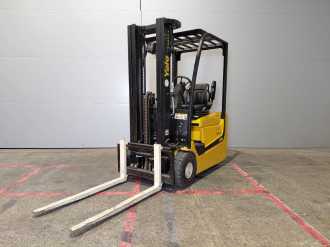 Použité vysokozdvižné vozíky YALE ERP15VC ELEKTRO DREIRADFRONTSTAPLER (13065346)