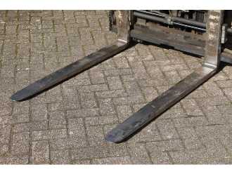 Použité vysokozdvižné vozíky YALE ERP25VL E2145 ELEKTRO VIERRADFRONTSTAPLER (13062936)