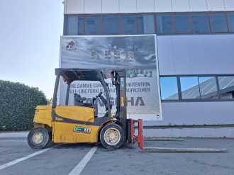 Použité vysokozdvižné vozíky YALE ERP50VM ELEKTRO VIERRADFRONTSTAPLER (13036575)
