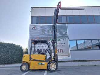 Použité vysokozdvižné vozíky YALE ERP50VM ELEKTRO VIERRADFRONTSTAPLER (13036575)
