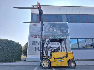 Použité vysokozdvižné vozíky YALE ERP50VM ELEKTRO VIERRADFRONTSTAPLER (13036575)