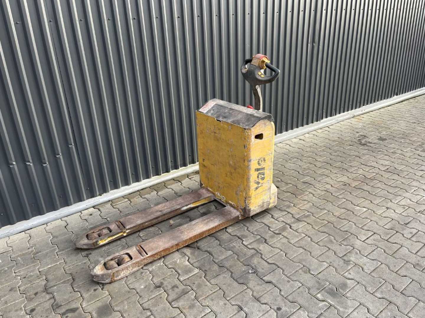 Použité vysokozdvižné vozíky YALE MP18 ELEKTRO NIEDERHUBWAGENDEICHSEL (13075646)