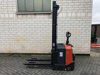 attractive leg dealer BT SWE 120 L used Stivuitor Electric - 12419928