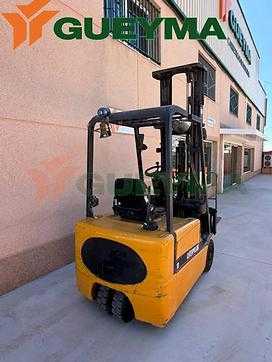 Used Forklift Truck CATERPILLAR EP18KT (6.500 mm.) ELEKTRO DREIRADFRONTSTAPLER (13072431)