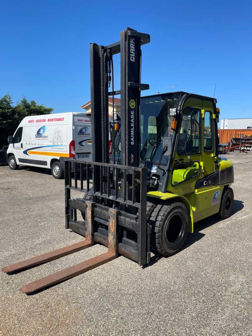 Used Forklift Truck CLARK chariot élévateur à fourches DIESEL VIERRADFRONTSTAPLER (13044174)