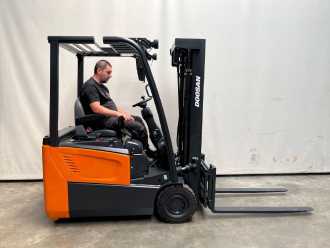 Used Forklift Truck DOOSAN B15T-7 ELEKTRO DREIRADFRONTSTAPLER (13055416)