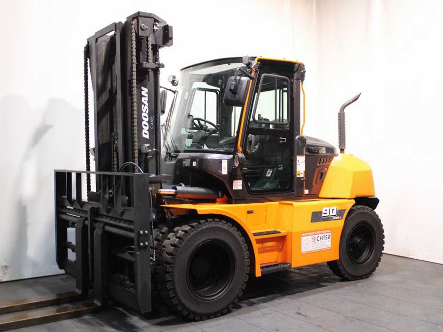 Used Forklift Truck DOOSAN D 90 S-9 DIESEL VIERRADFRONTSTAPLER (12871720)