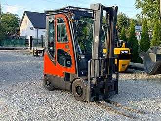 Used Forklift Truck DOOSAN G20 GAS VIERRADFRONTSTAPLER (13071169)