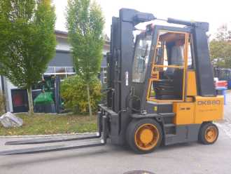 Used Forklift Truck HUBTEX DKS-80 DIESEL VIERRADFRONTSTAPLER (13075980) backdrop