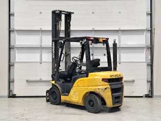 Used Forklift Truck HYUNDAI 25D-09 DIESEL VIERRADFRONTSTAPLER (13076181)