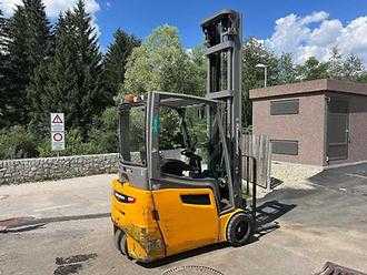 Used Forklift Truck JUNGHEINRICH EFG 218k - 800DZ ELEKTRO DREIRADFRONTSTAPLER (13076930)