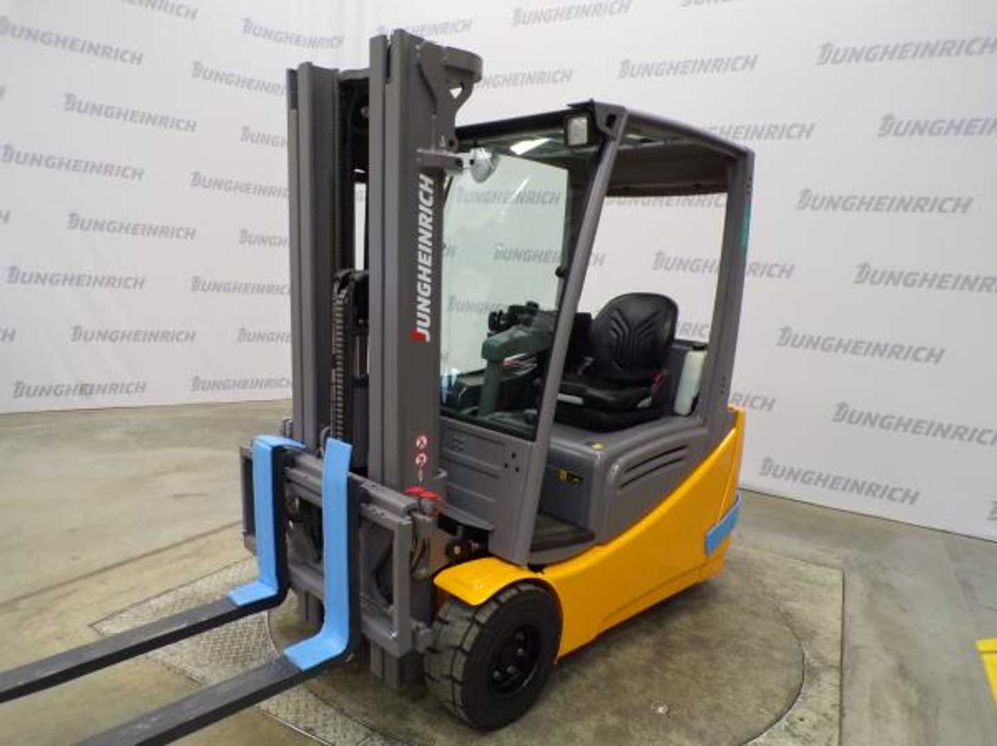 Used Forklift Truck JUNGHEINRICH EFG 220 SP G+E 115-440 DZ ELEKTRO VIERRADFRONTSTAPLER (12947269)