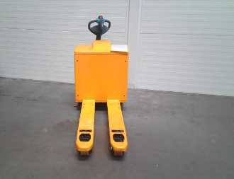 Used Forklift Truck JUNGHEINRICH EJE 225 ELEKTRO NIEDERHUBWAGENDEICHSEL (12933444) backdrop