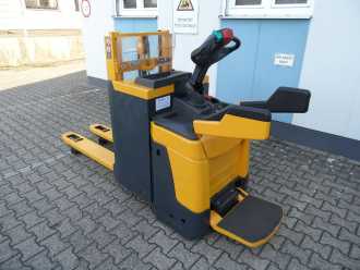 Used Forklift Truck JUNGHEINRICH ERD 220 - NEUE Batterie - Plattform klappbar ELEKTRO HOCHHUBWAGENDEICHSEL (13074486)