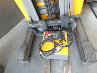 Used Forklift Truck JUNGHEINRICH ETV 216 LI ELEKTRO SCHUBMASTSTAPLER (13076053)