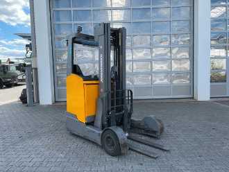Used Forklift Truck JUNGHEINRICH ETV C16 / Triplex 5.72m / SS / nur 3.022h / 2016 DIESEL SCHUBMASTSTAPLER (13061452)