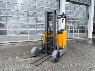 Used Forklift Truck JUNGHEINRICH ETV C16 / Triplex 5.72m / SS / nur 929h / 2016 DIESEL SCHUBMASTSTAPLER (13067425)