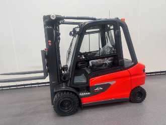 Used Forklift Truck LINDE 1252 E 35 L-01 ELEKTRO VIERRADFRONTSTAPLER (13076434)
