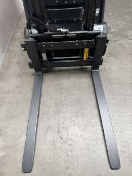Used Forklift Truck LINDE E 20 PL-02 EVO Kabine Batterie Bj.23 ELEKTRO VIERRADFRONTSTAPLER (13075896)