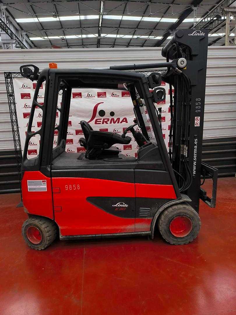 Used Forklift Truck LINDE E 30/600 HL ELEKTRO VIERRADFRONTSTAPLER (13018247)