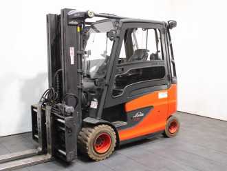Used Forklift Truck LINDE E 35 HL-01 387 ELEKTRO VIERRADFRONTSTAPLER (12871723) backdrop