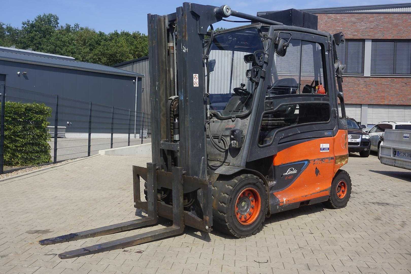 Used Forklift Truck LINDE E 40HL-01/600 - Triplex ELEKTRO VIERRADFRONTSTAPLER (13060169)