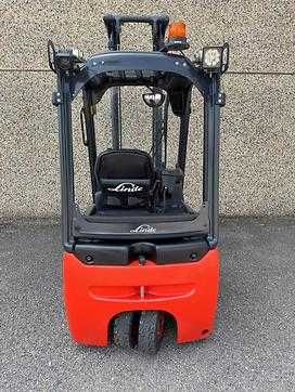 Used Forklift Truck LINDE E16C-02 (740h) NEW BATTERY ELEKTRO DREIRADFRONTSTAPLER (13053594)
