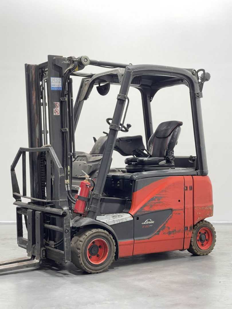 Used Forklift Truck LINDE E20PH-02-386 ELEKTRO VIERRADFRONTSTAPLER (13076287)