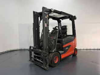 Used Forklift Truck LINDE E25FCFC-01/600 ELEKTRO VIERRADFRONTSTAPLER (13059460)