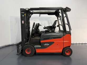 Used Forklift Truck LINDE E25FCFC-01/600 ELEKTRO VIERRADFRONTSTAPLER (13059460)