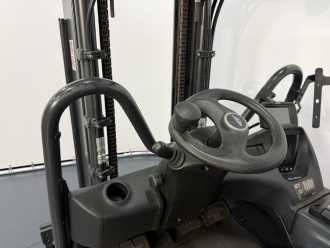 Used Forklift Truck LINDE E25FCFC-01/600 ELEKTRO VIERRADFRONTSTAPLER (13059460)